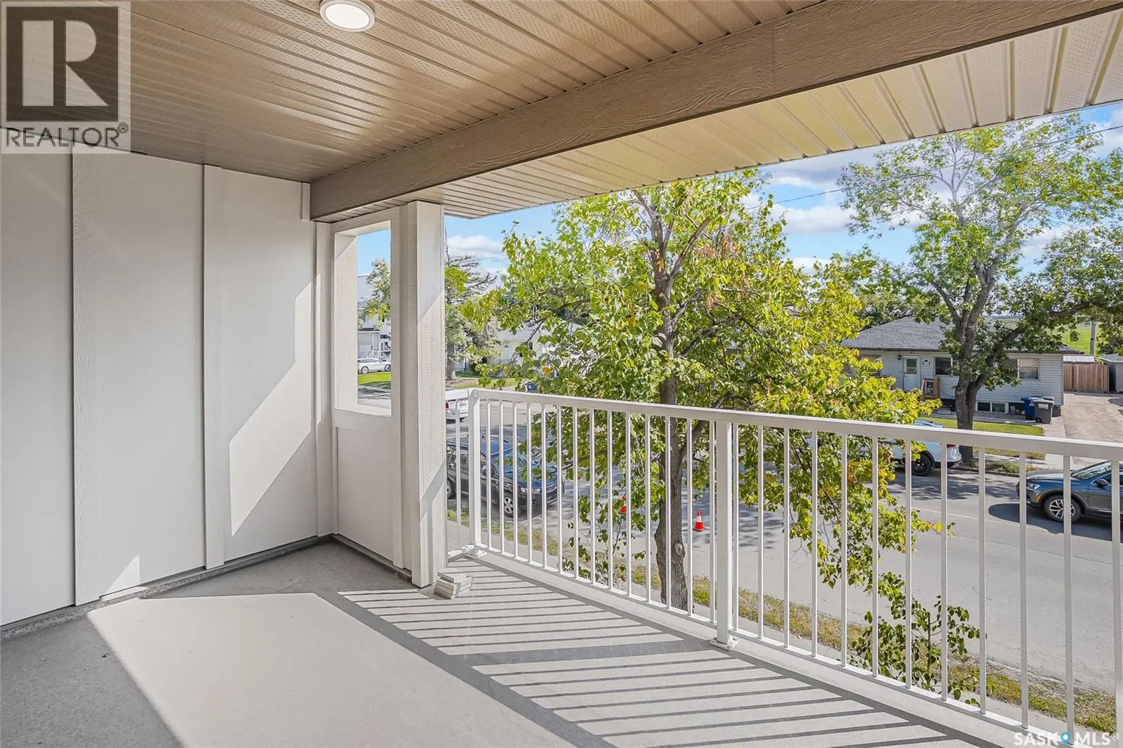 203 318 108th STREET W