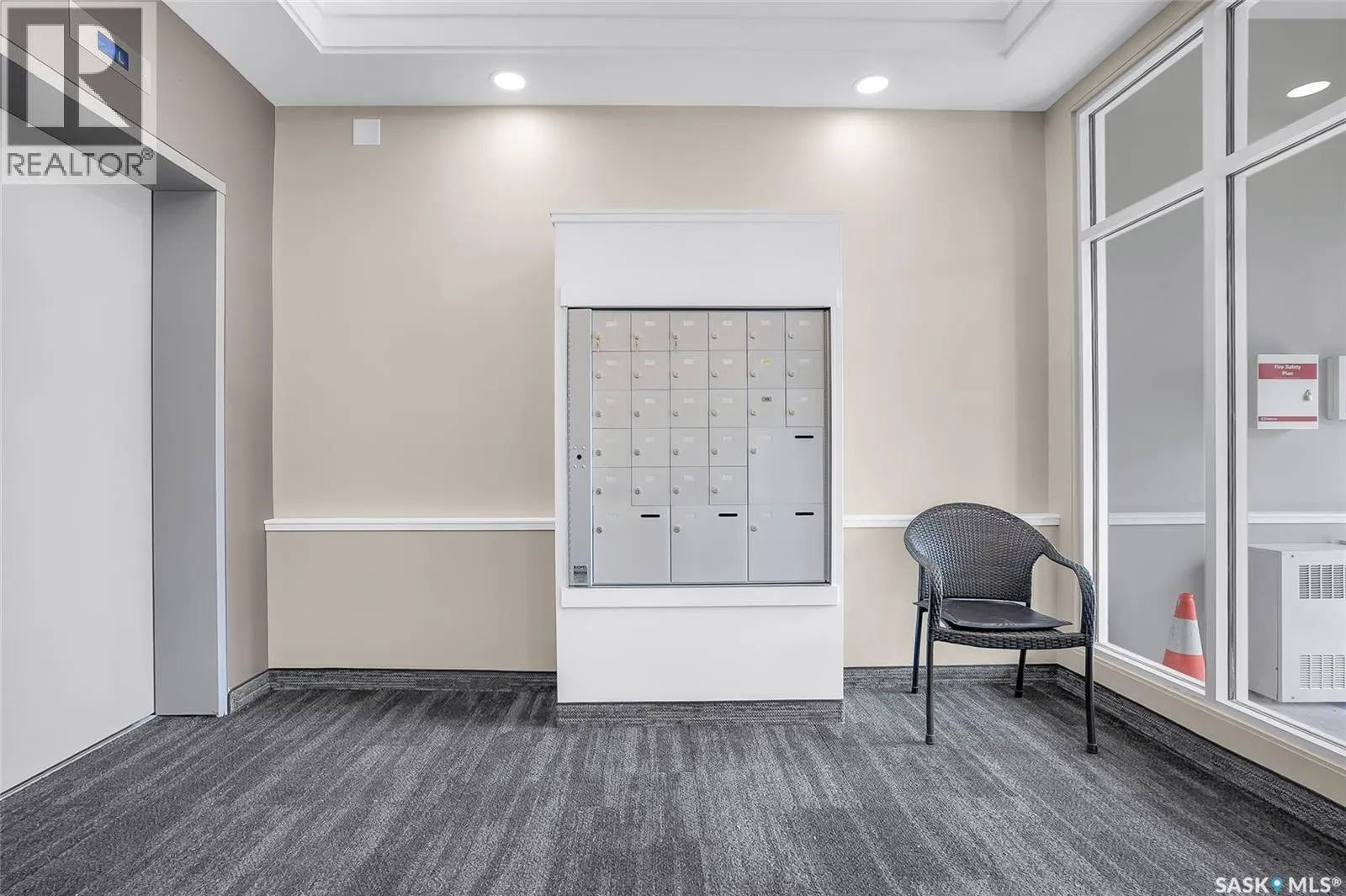 203 318 108th STREET W