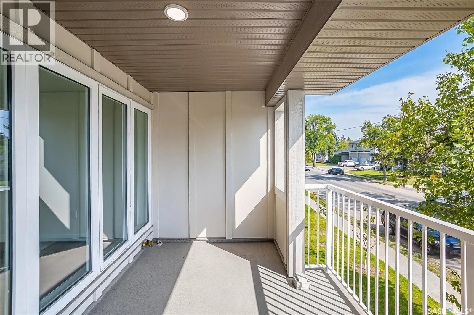 203 318 108th STREET W