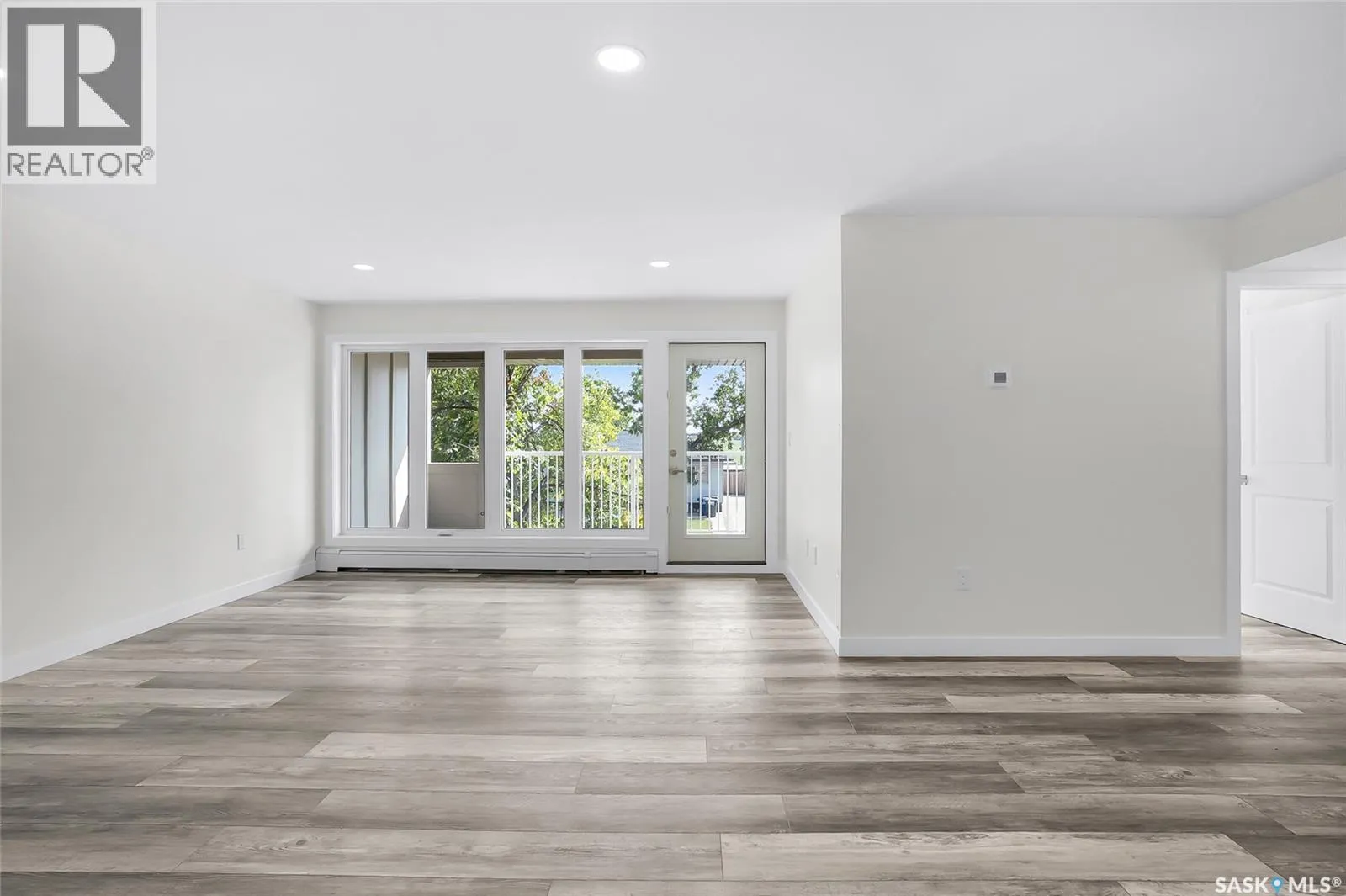 203 318 108th STREET W
