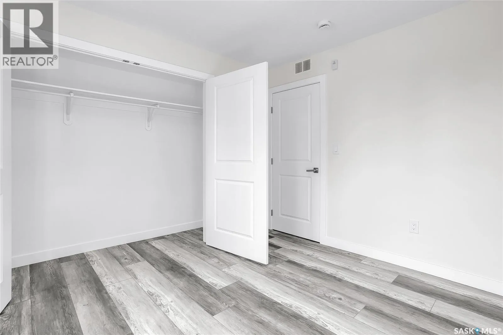 203 318 108th STREET W