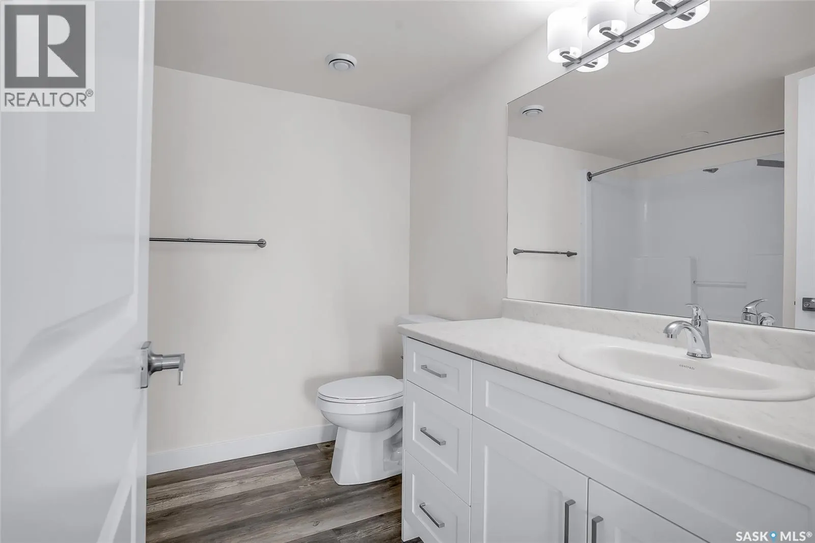203 318 108th STREET W