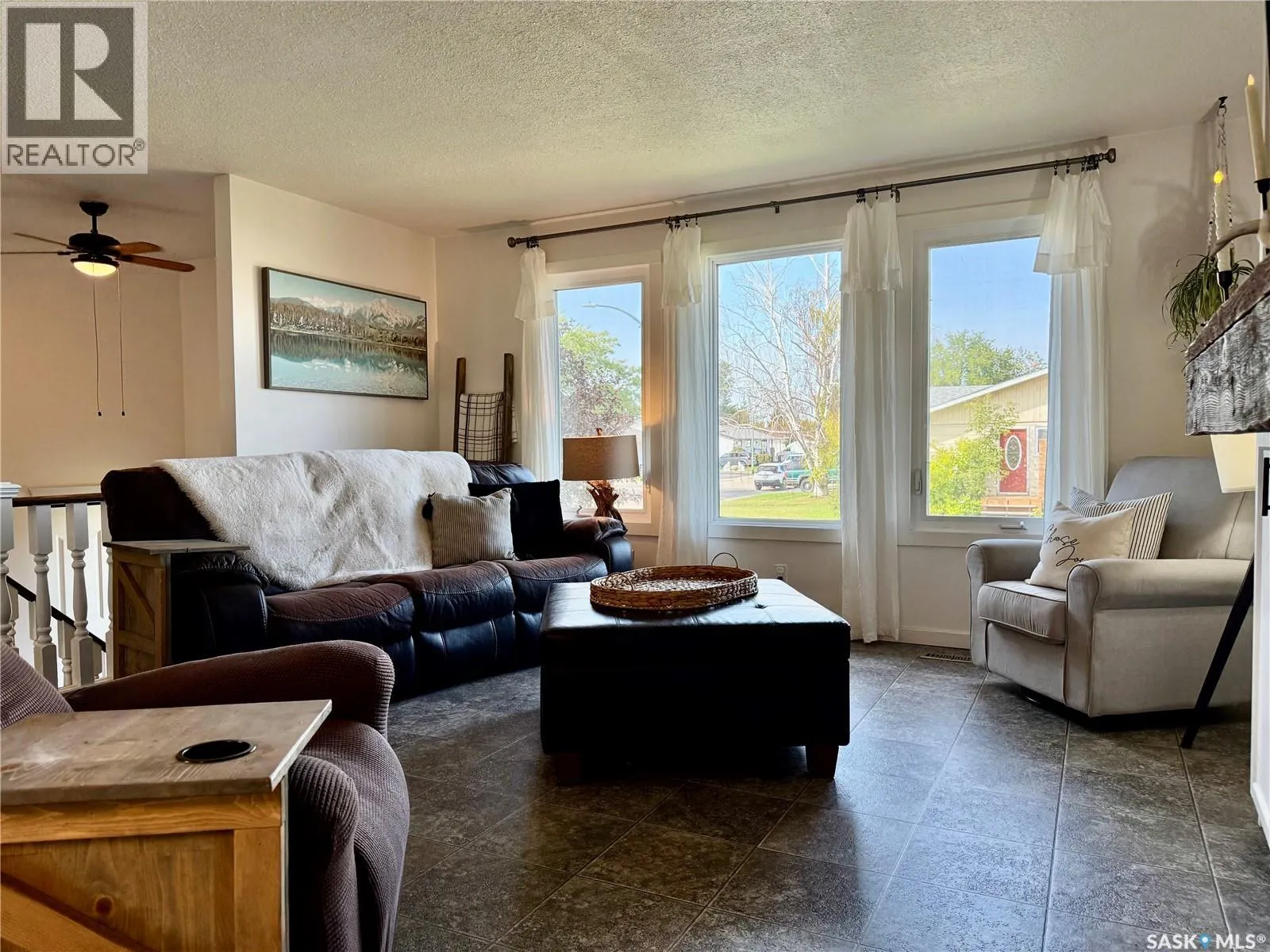 38 Howard CRESCENT