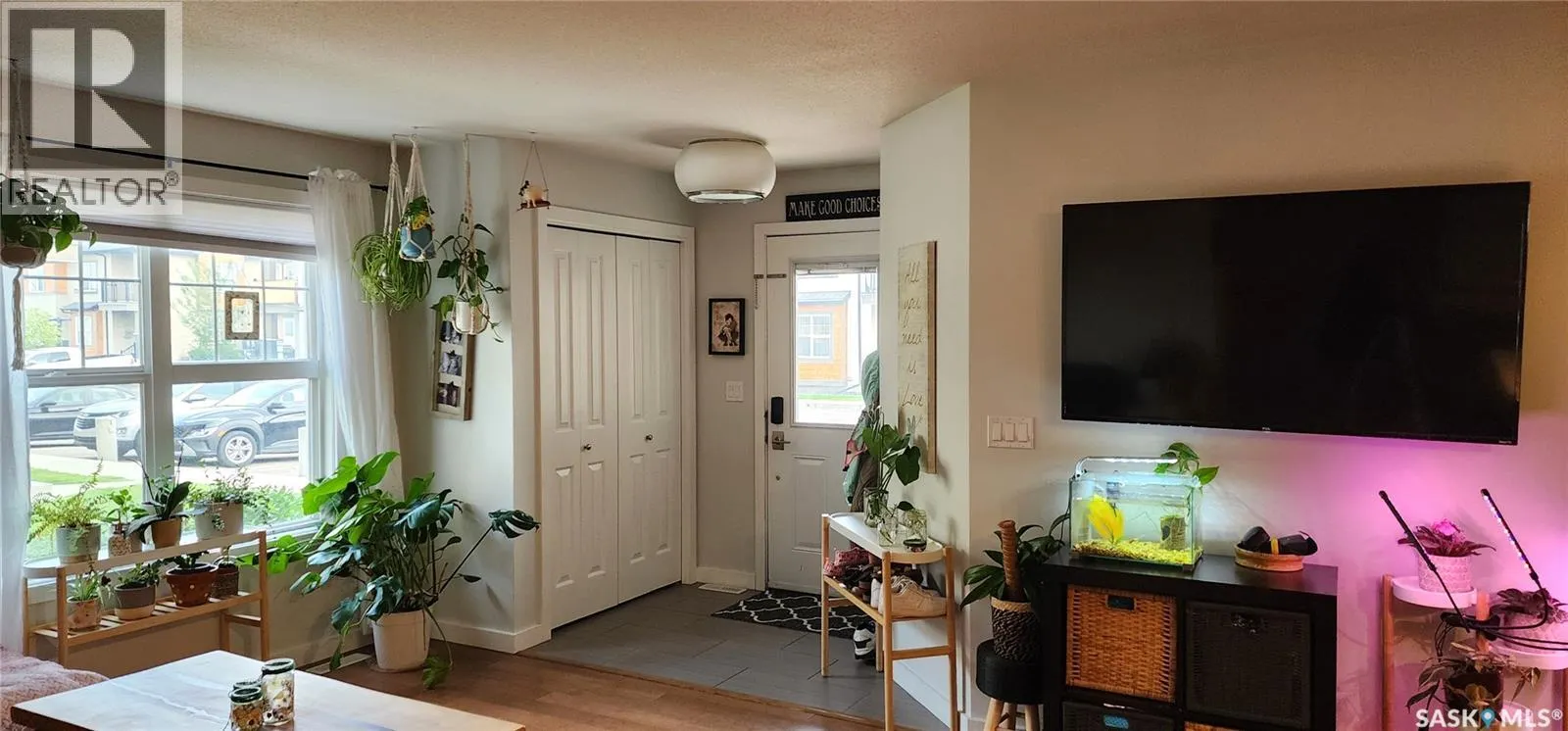 509 1015 Patrick CRESCENT