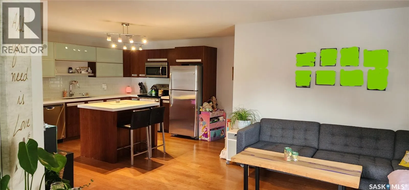 509 1015 Patrick CRESCENT