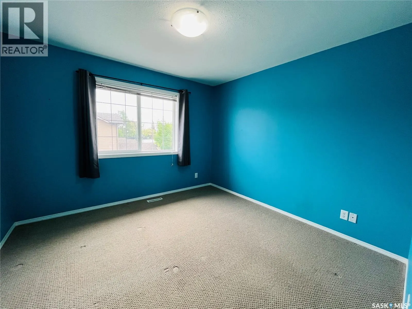 114 503 Colonel Otter DRIVE