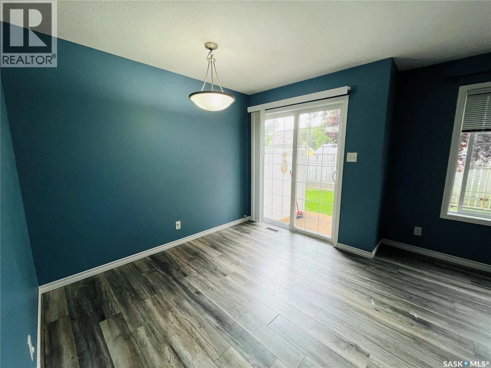 114 503 Colonel Otter DRIVE