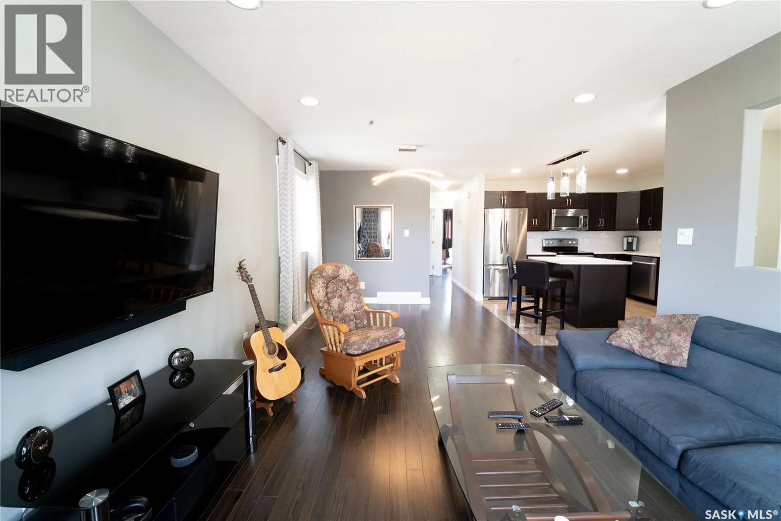 544 M AVENUE N