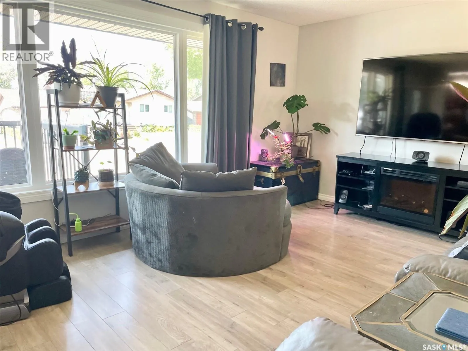 73 Cedarwood CRESCENT