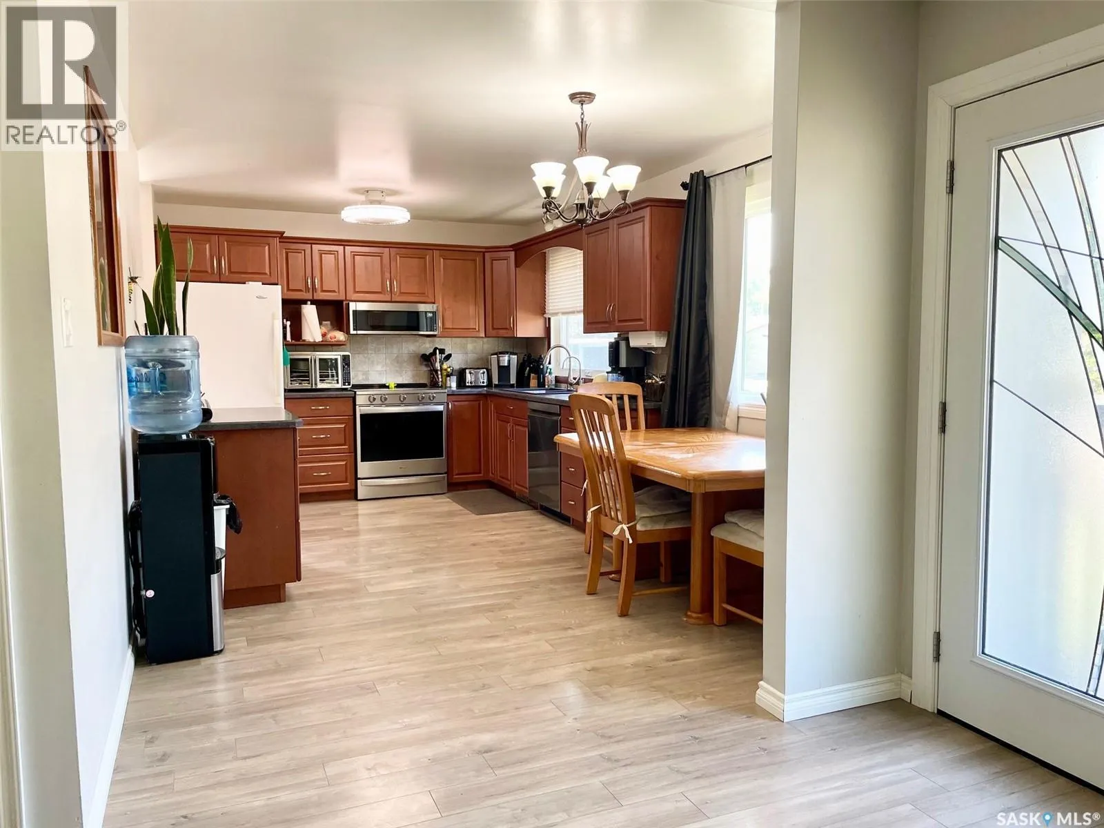 73 Cedarwood CRESCENT