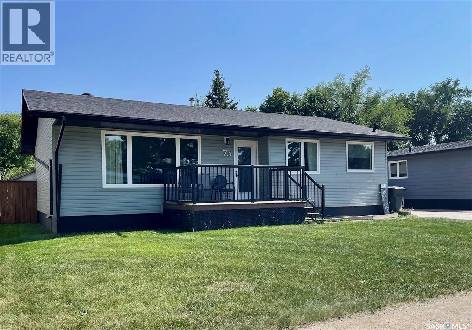 73 Cedarwood CRESCENT