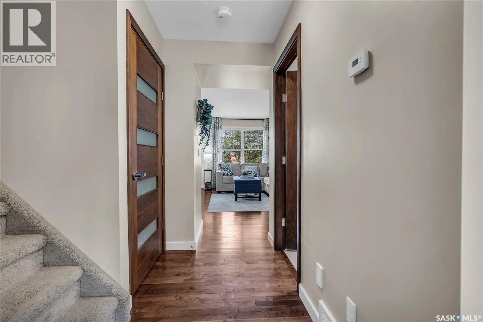 315 1303 Paton CRESCENT
