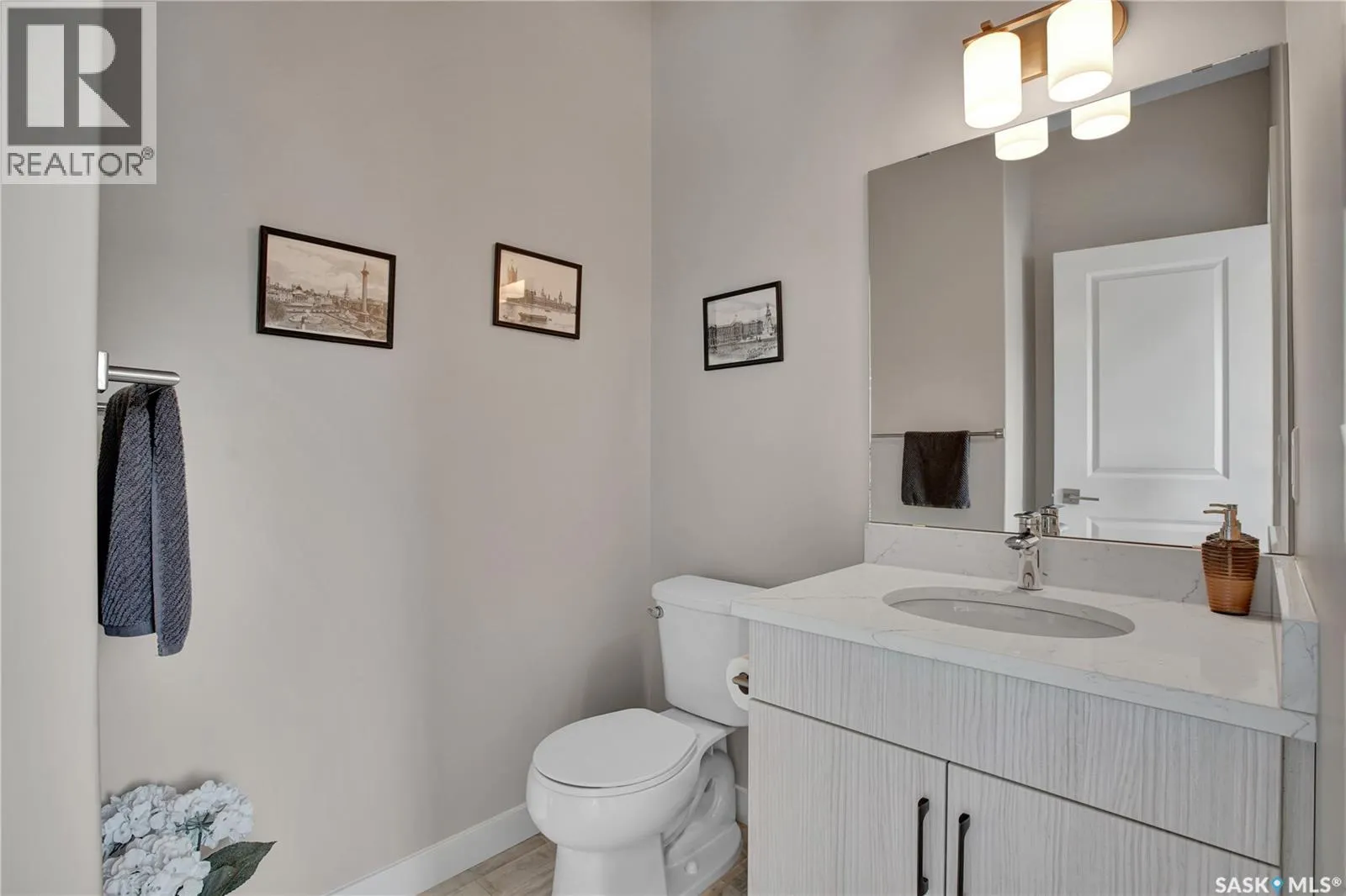 562 Stilling WAY