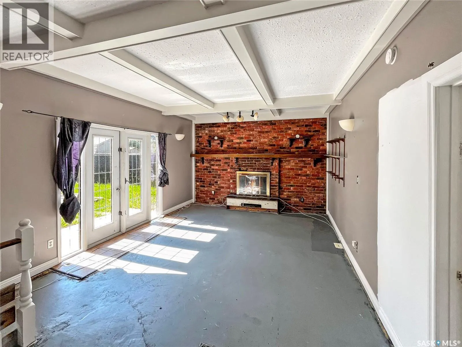 615 Buchanan DRIVE