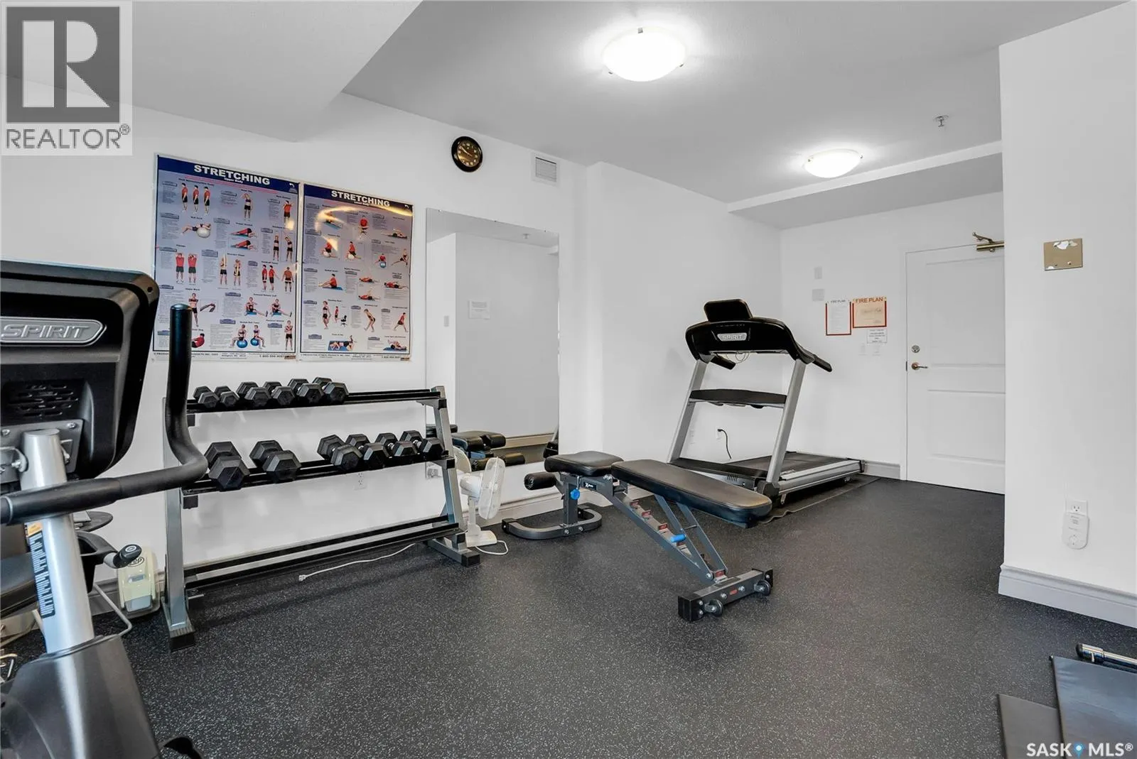 1205 902 Spadina CRESCENT E