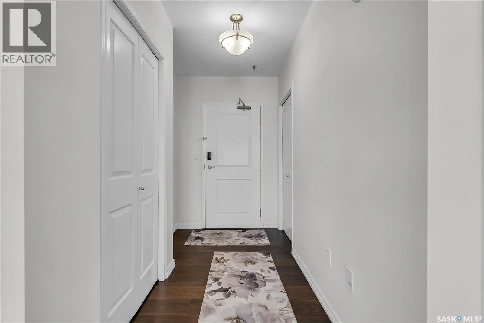 1205 902 Spadina CRESCENT E