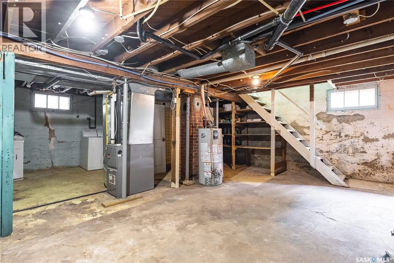 107 28th STREET W
