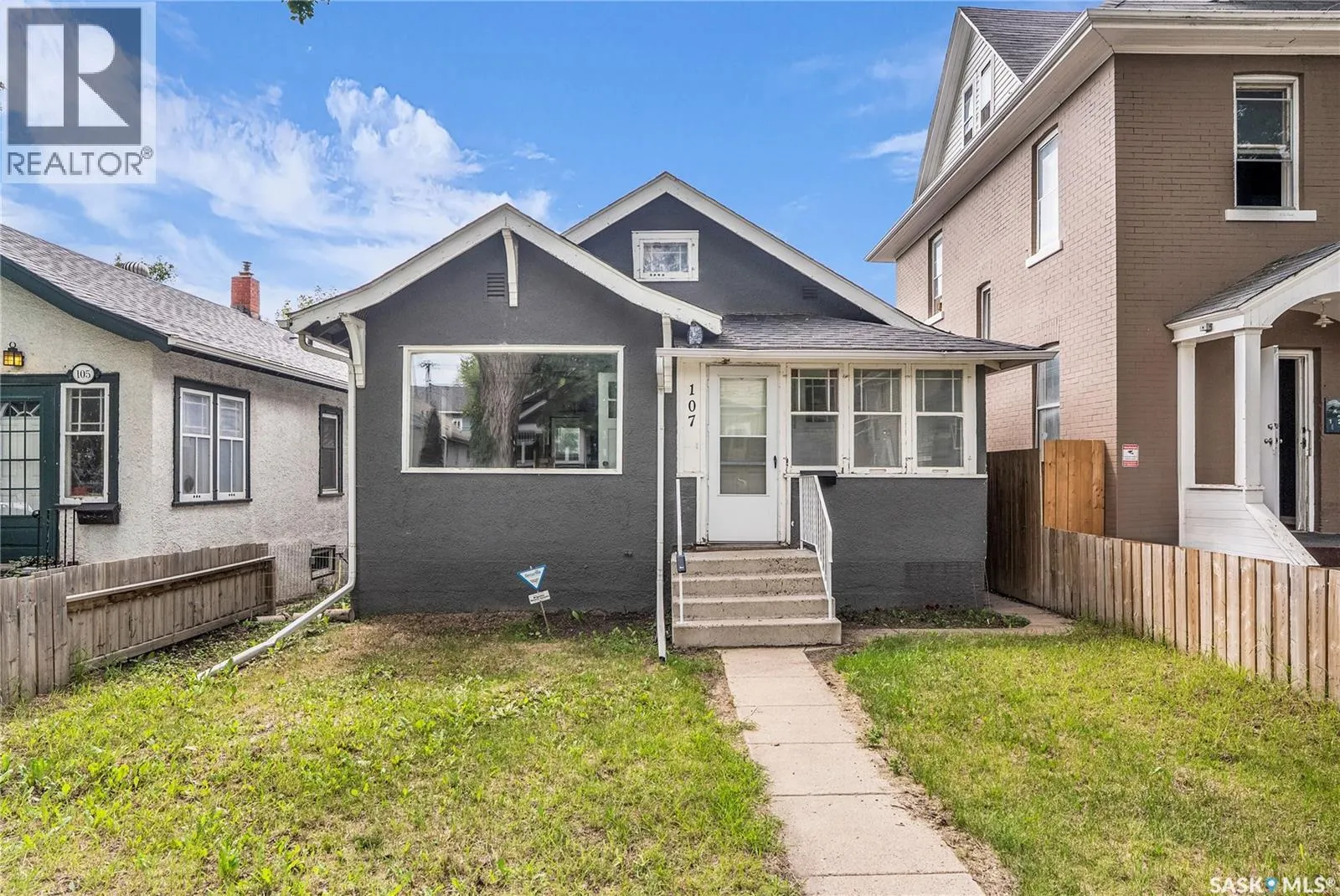 107 28th STREET W