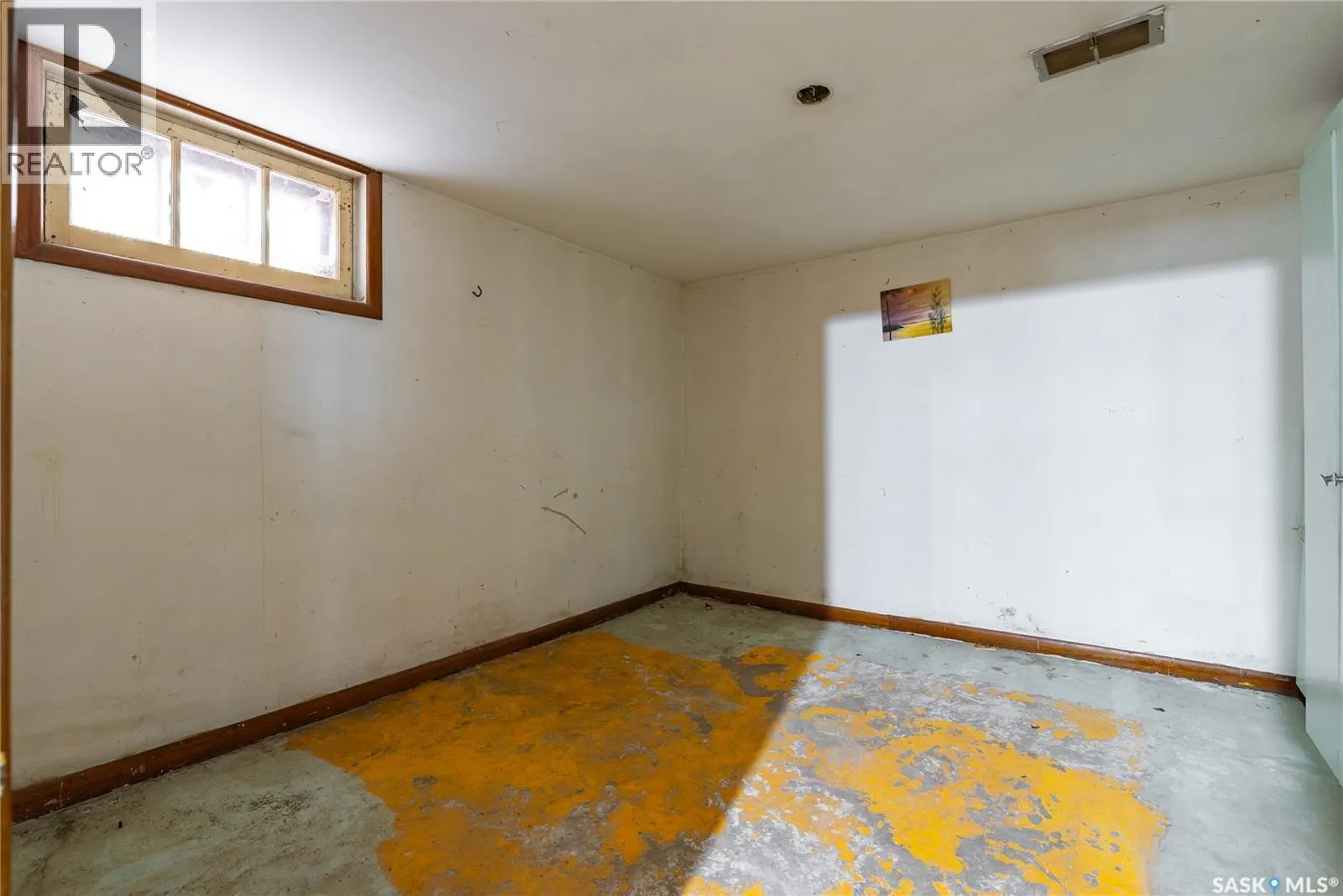 107 28th STREET W