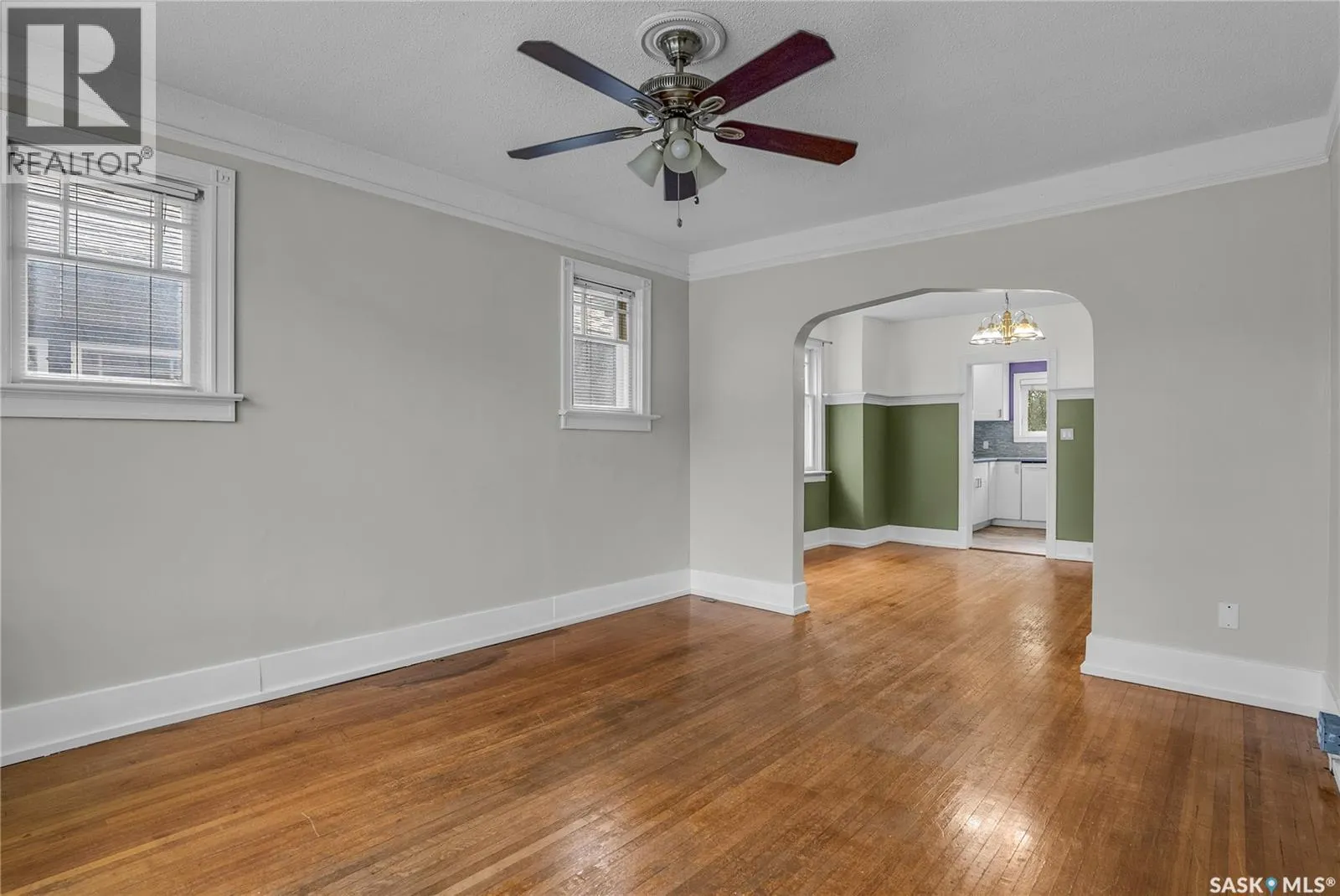 107 28th STREET W