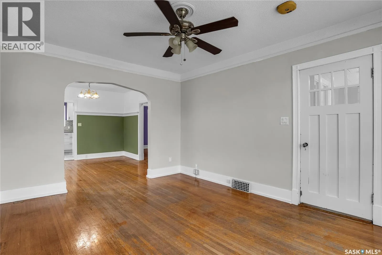 107 28th STREET W