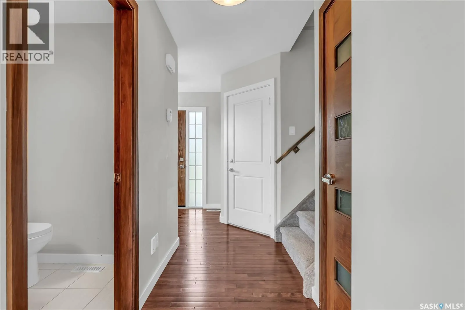 101 1303 Paton CRESCENT
