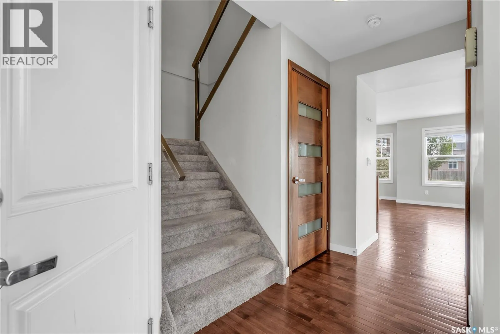101 1303 Paton CRESCENT