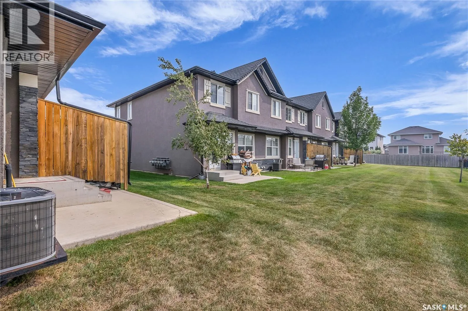 101 1303 Paton CRESCENT