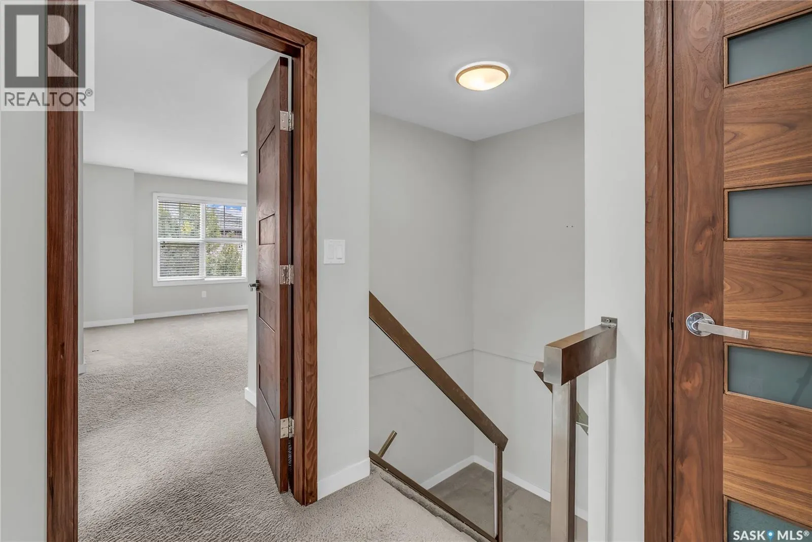 101 1303 Paton CRESCENT
