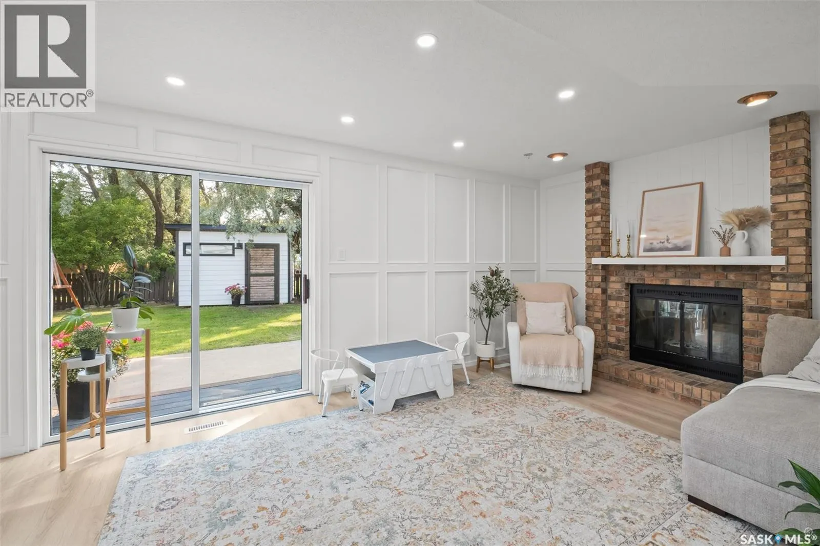 840 Chester PLACE