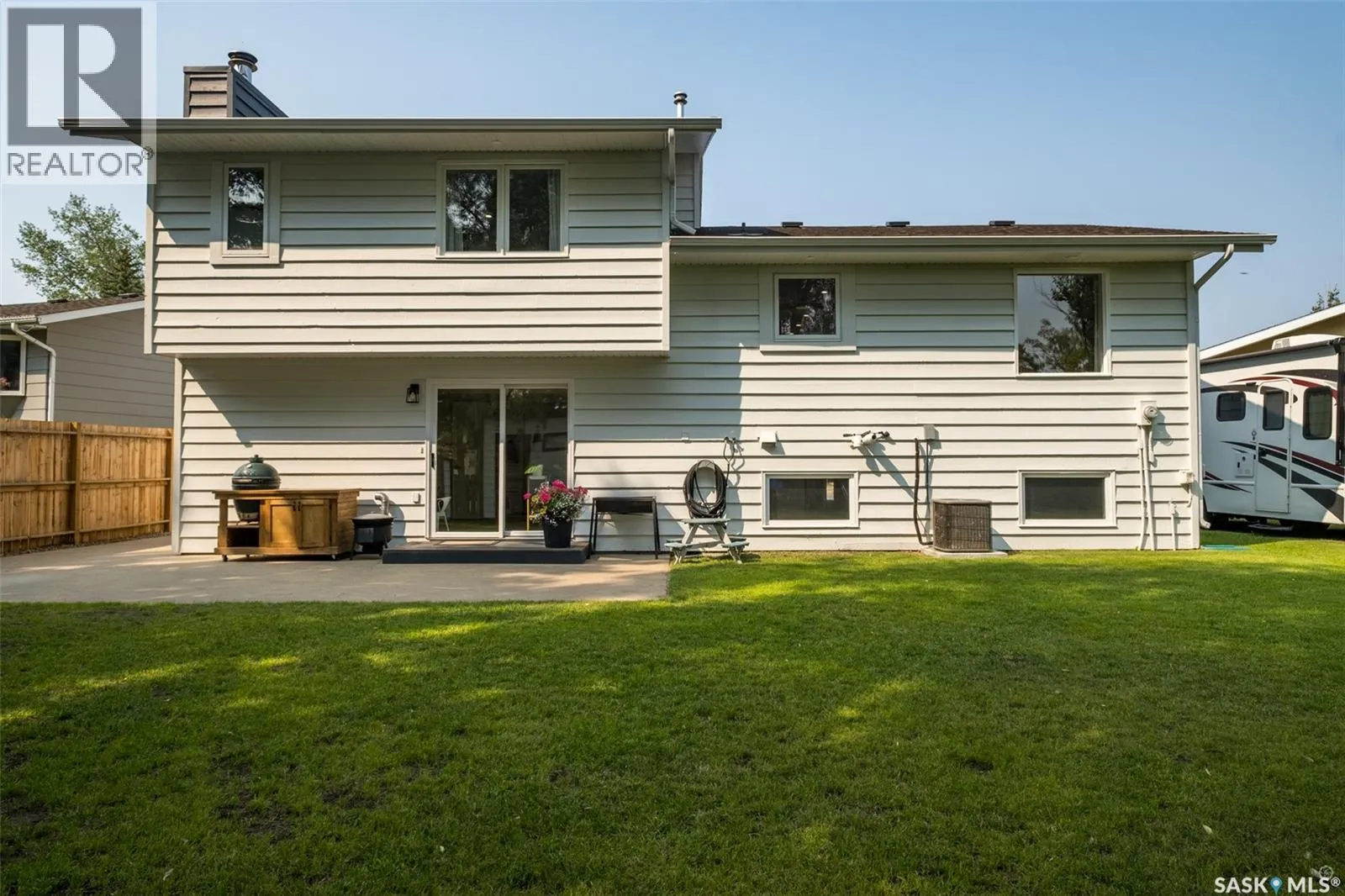 840 Chester PLACE
