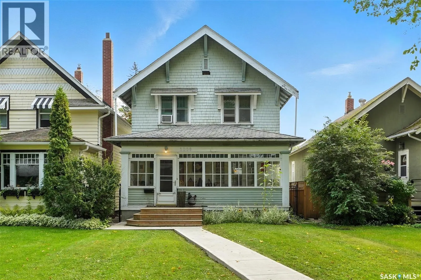 1009 MCPHERSON AVENUE