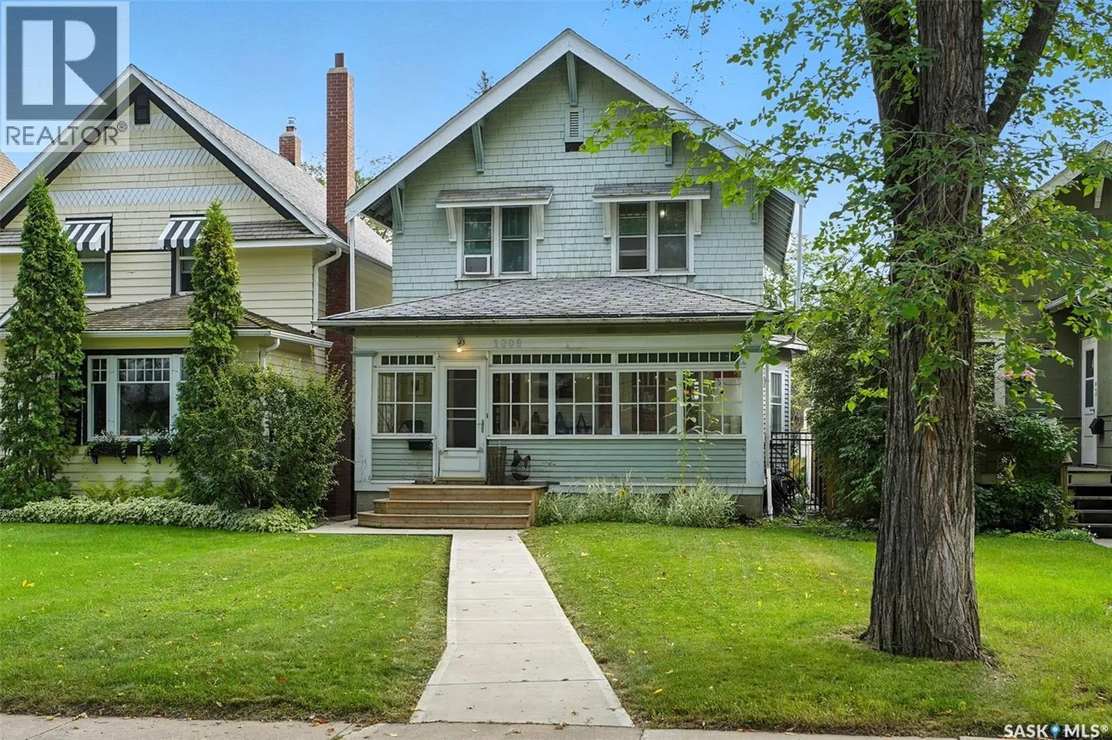 1009 MCPHERSON AVENUE