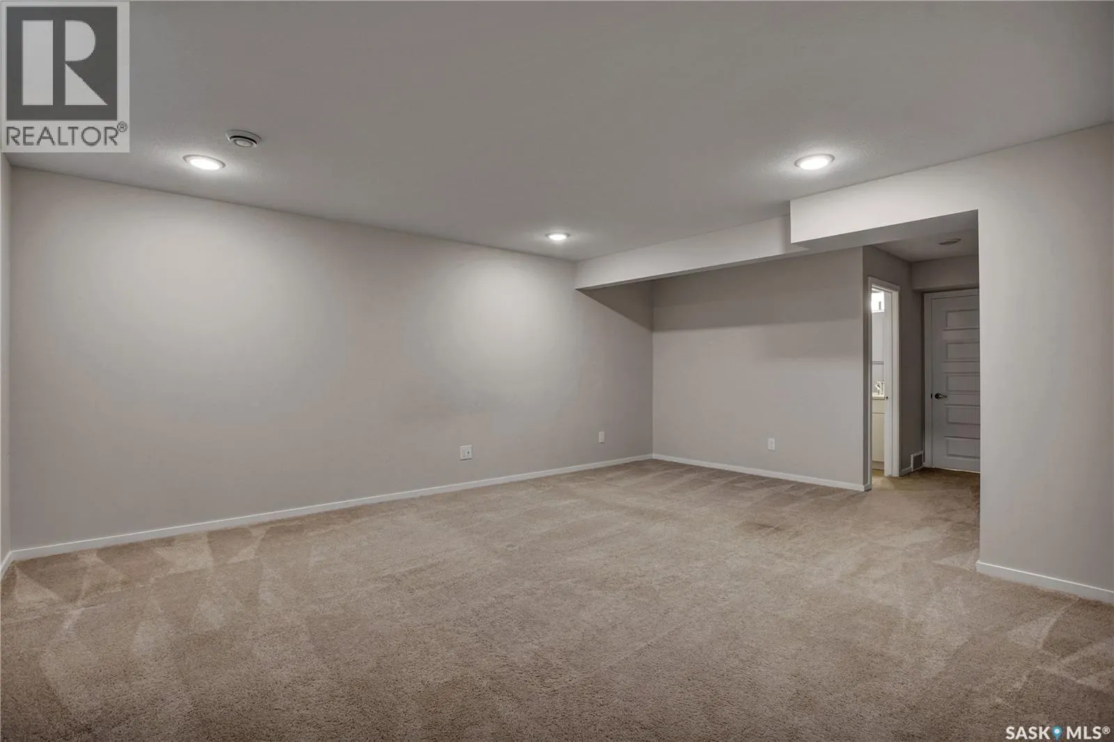 4166 Brighton CIRCLE