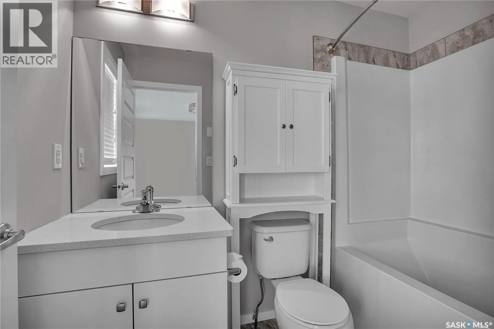 4166 Brighton CIRCLE