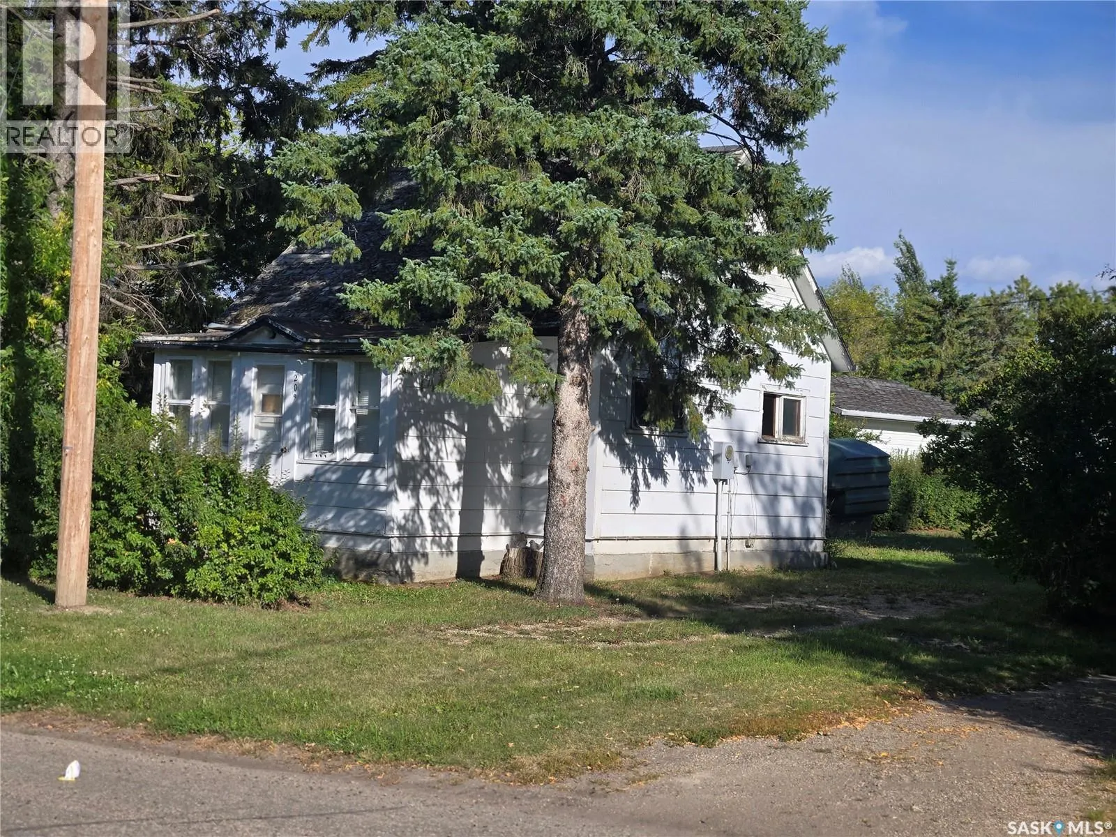 209 Forget STREET