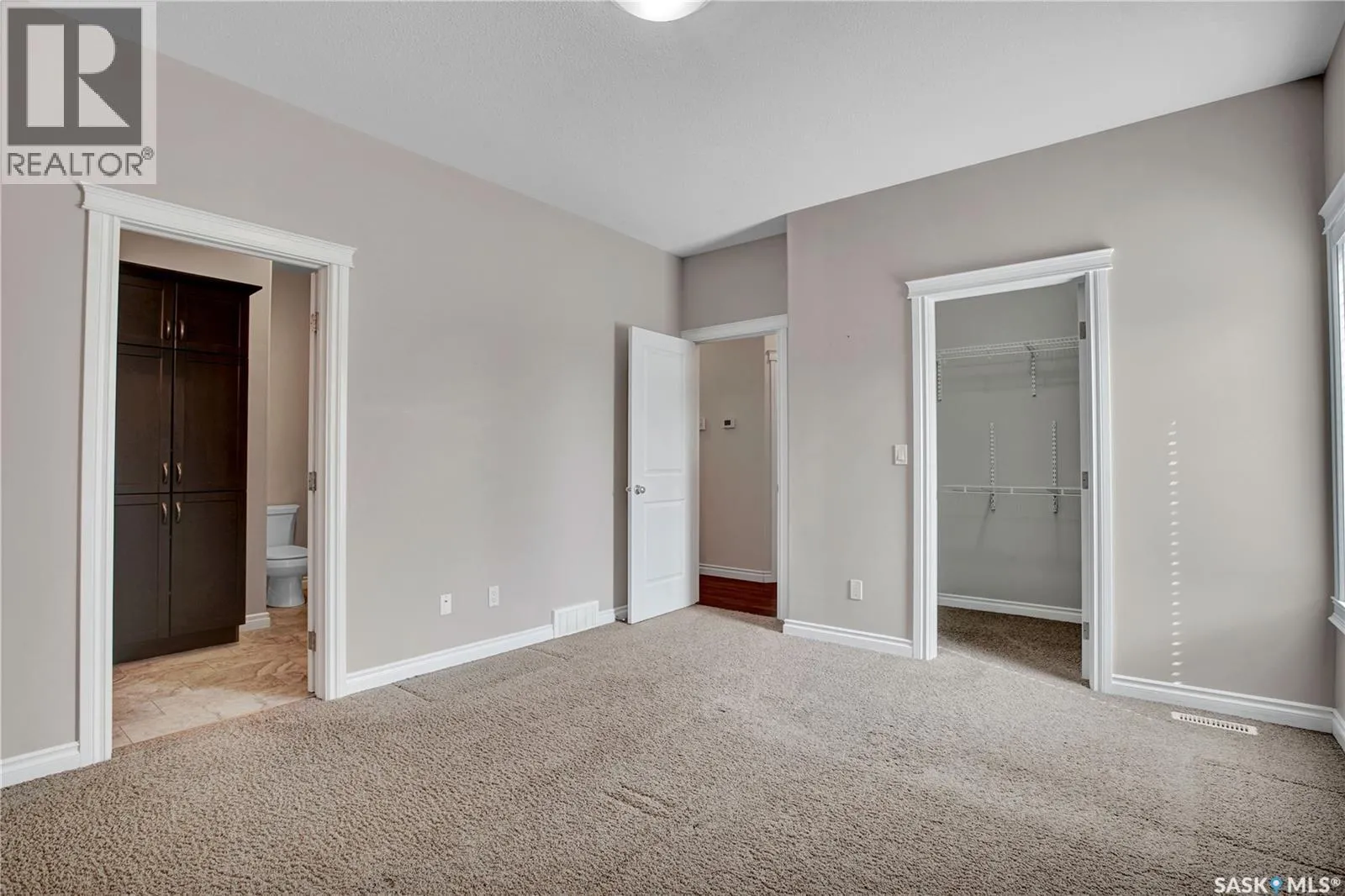534 Allwood MANOR