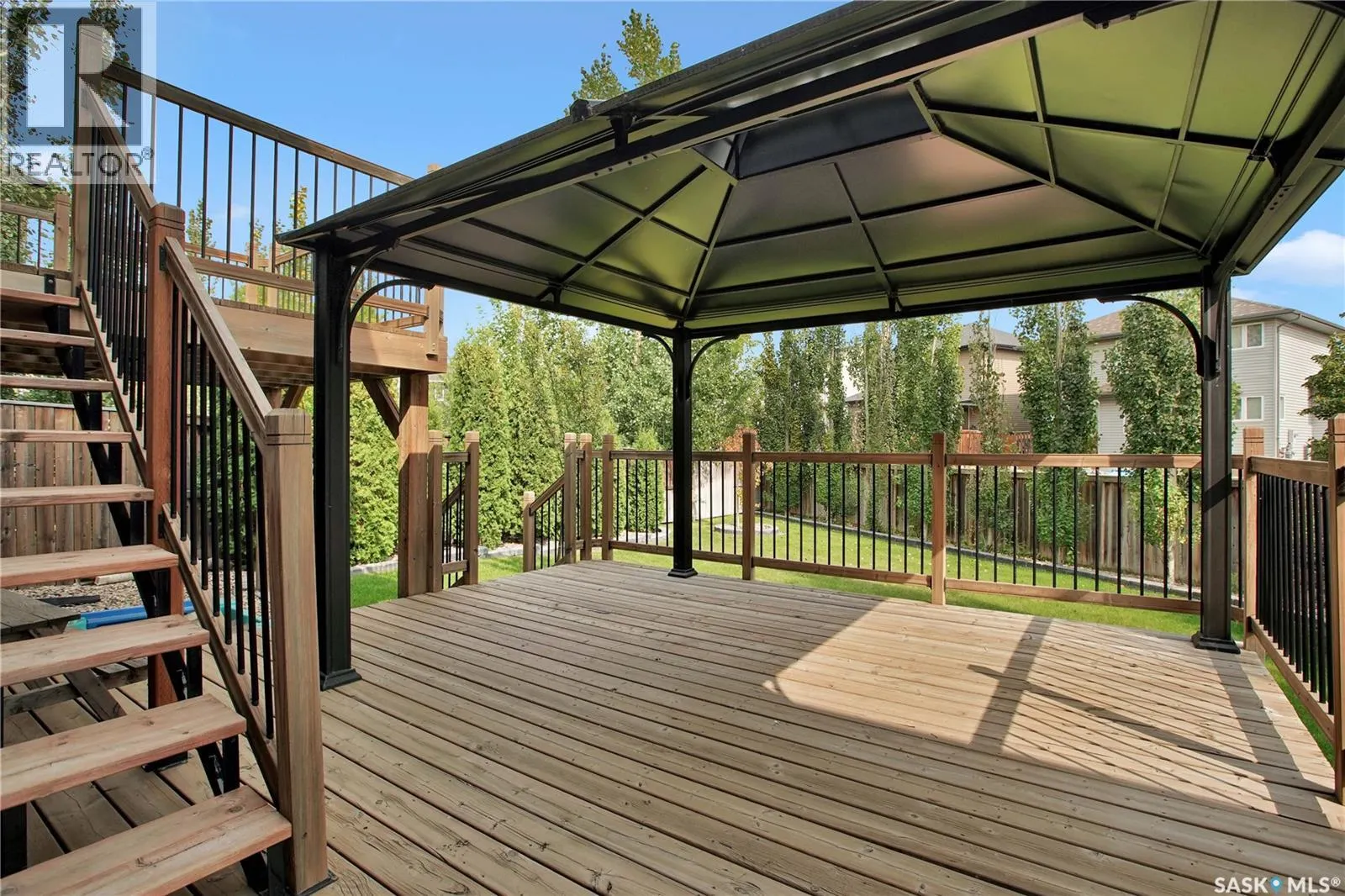 534 Allwood MANOR