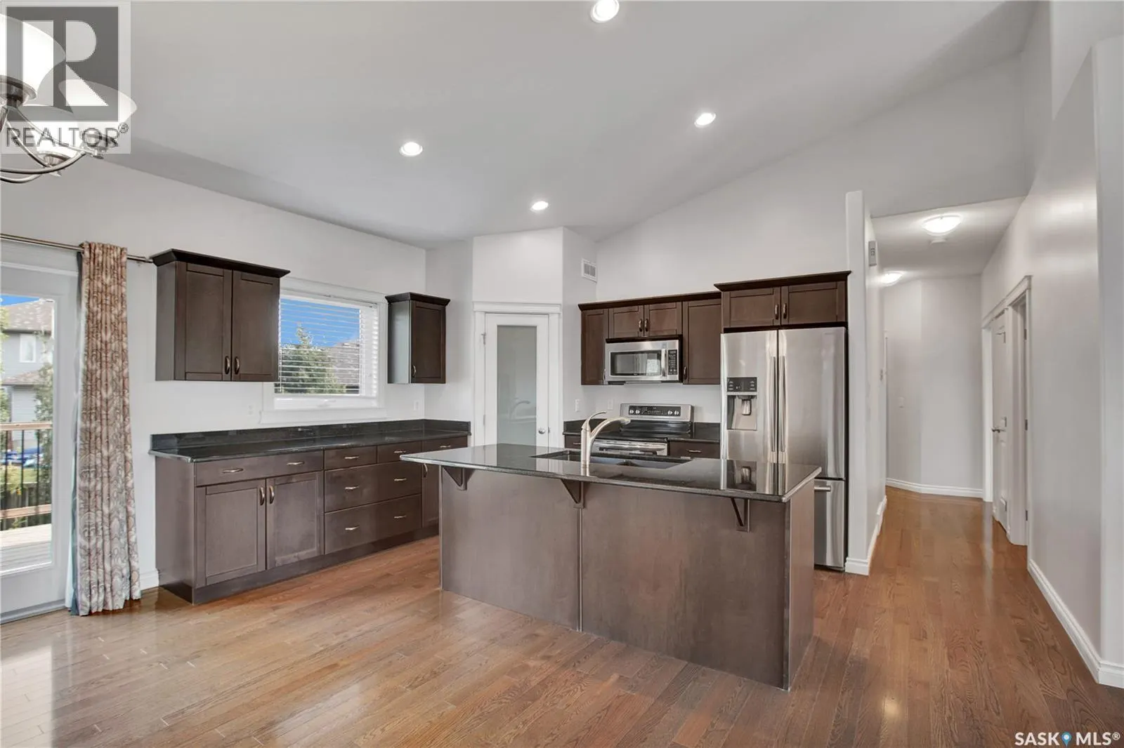 534 Allwood MANOR