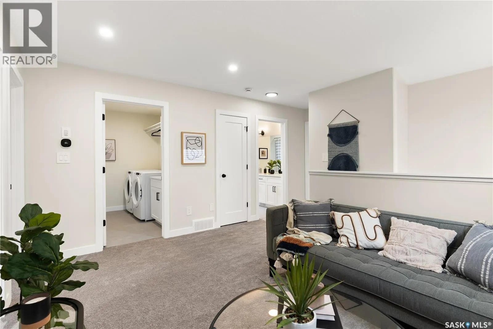 485 Germain MANOR