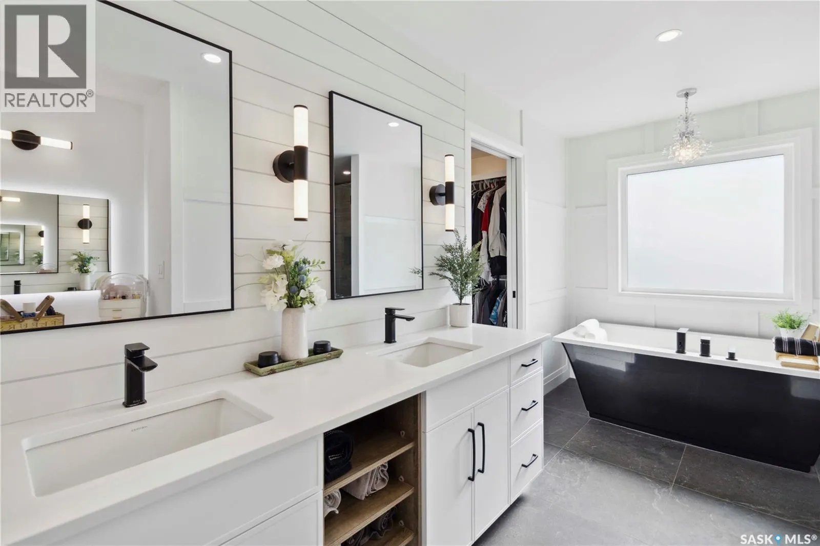 416 Woolf BEND