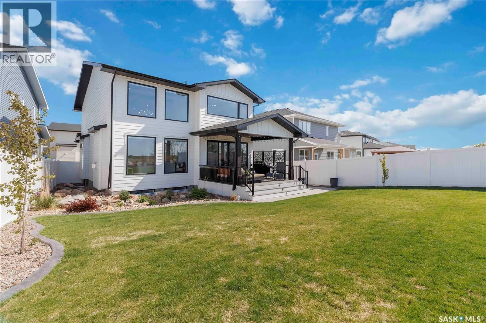 416 Woolf BEND