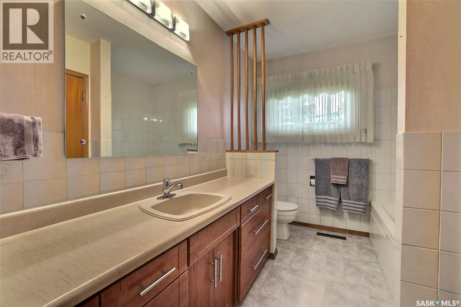 37 Darke CRESCENT