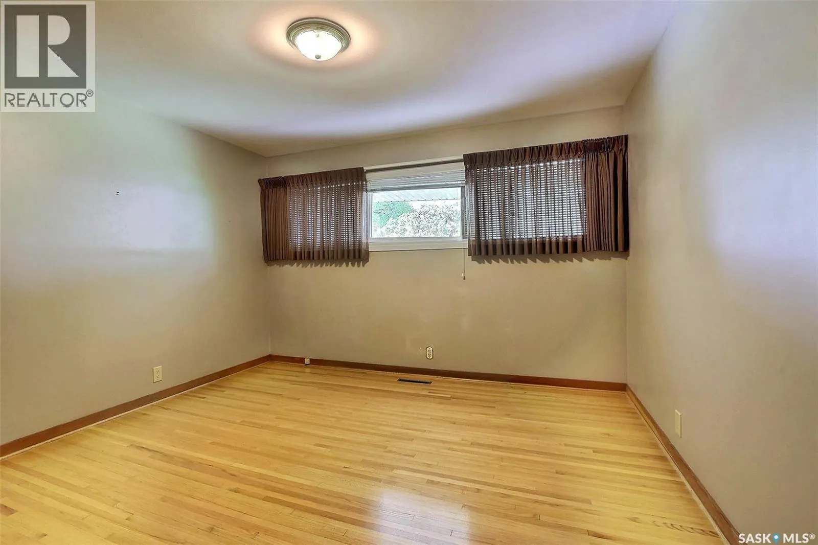 37 Darke CRESCENT