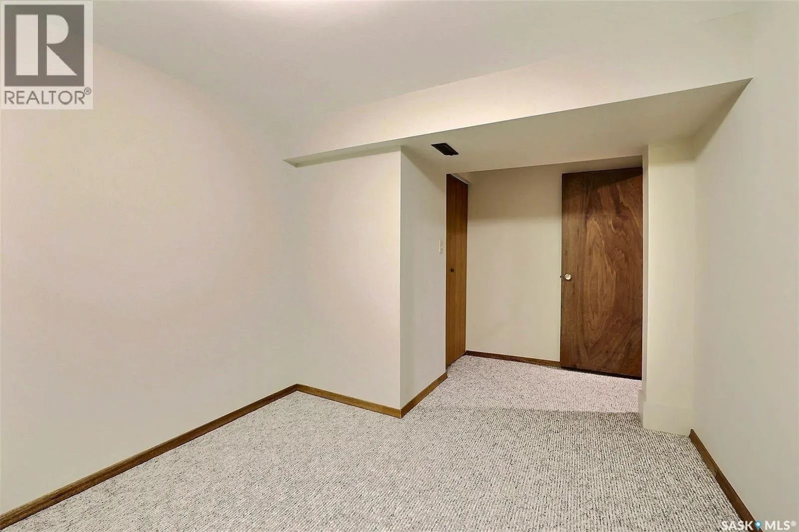 37 Darke CRESCENT