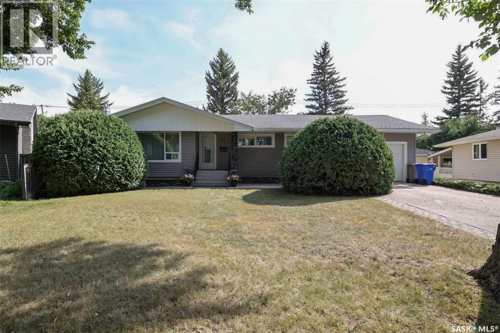 37 Darke CRESCENT