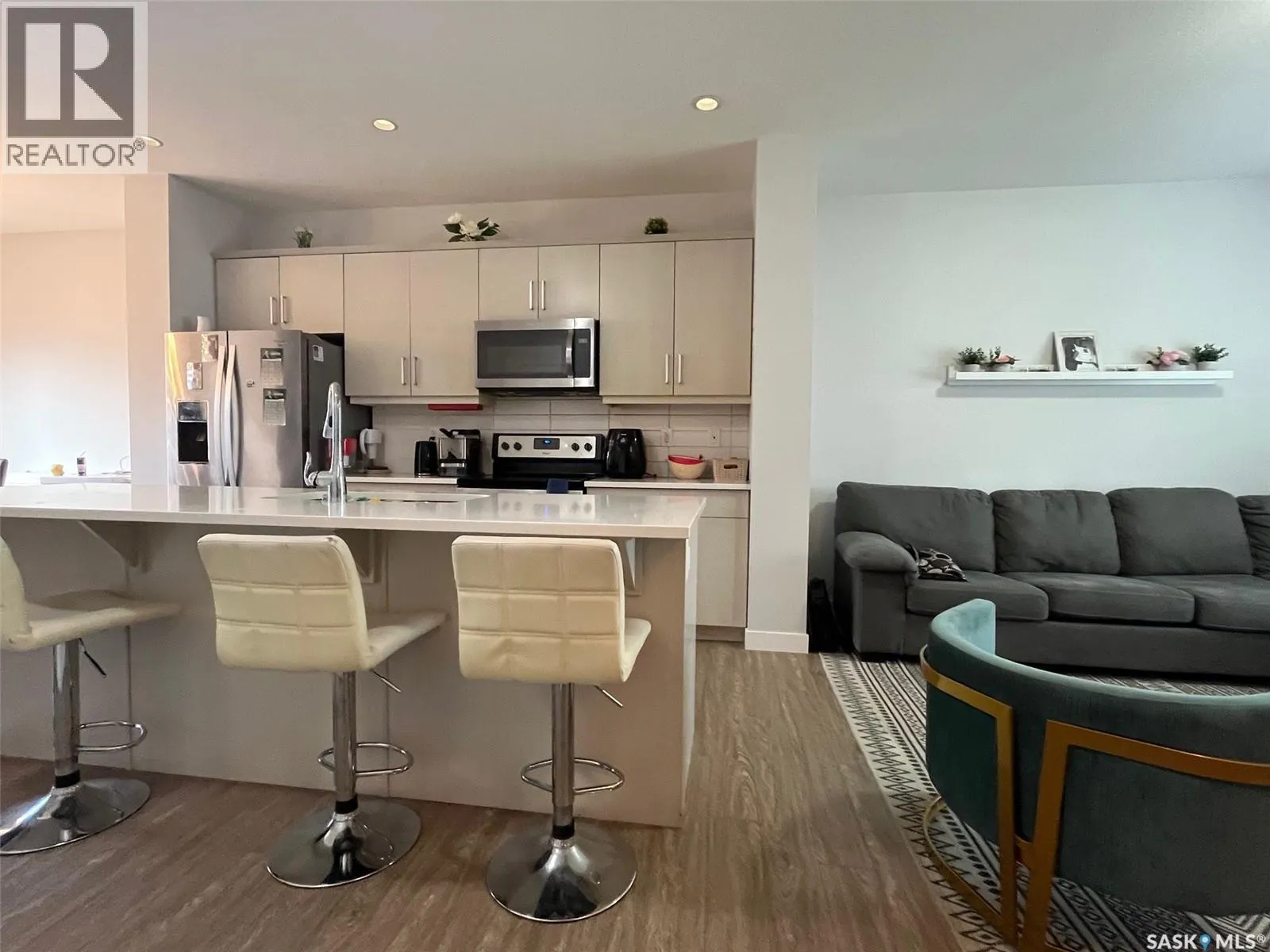 267 Newton LINK