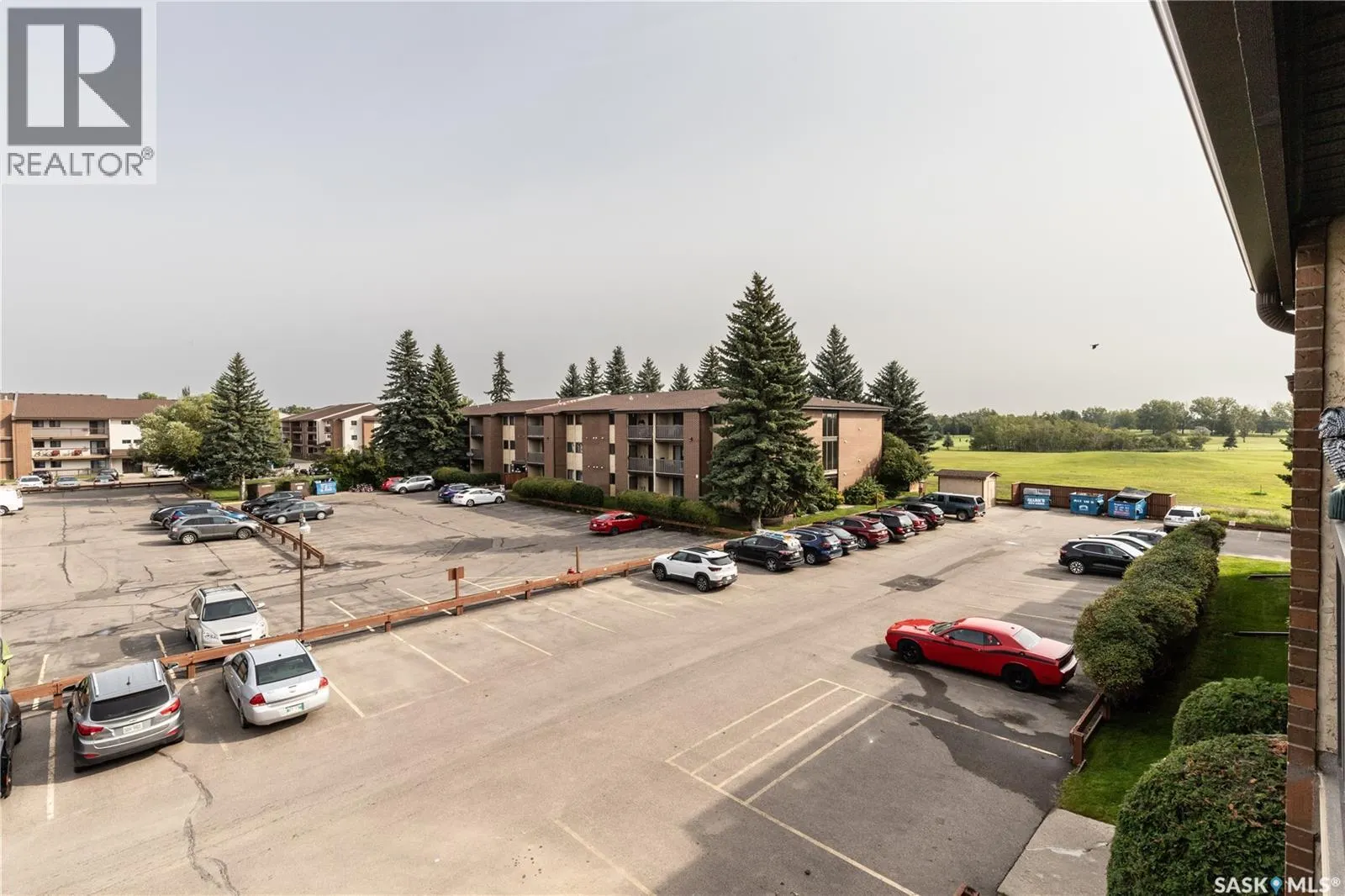 305 315 TAIT CRESCENT