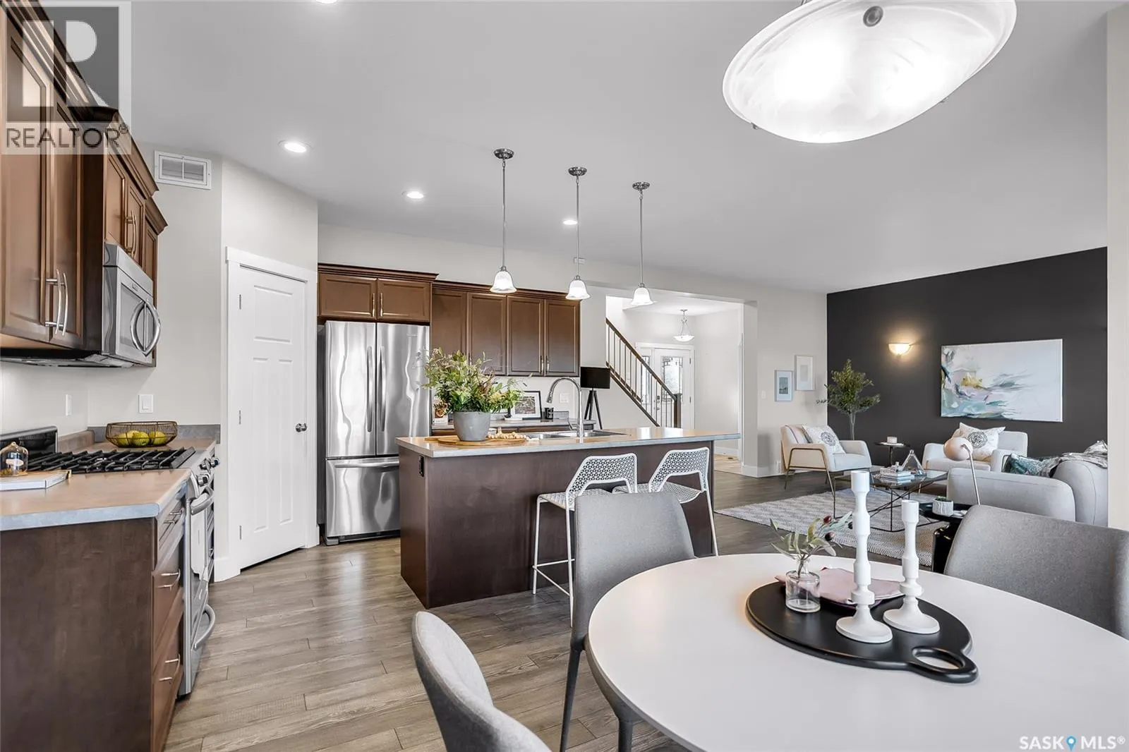 303 Kolynchuk MANOR