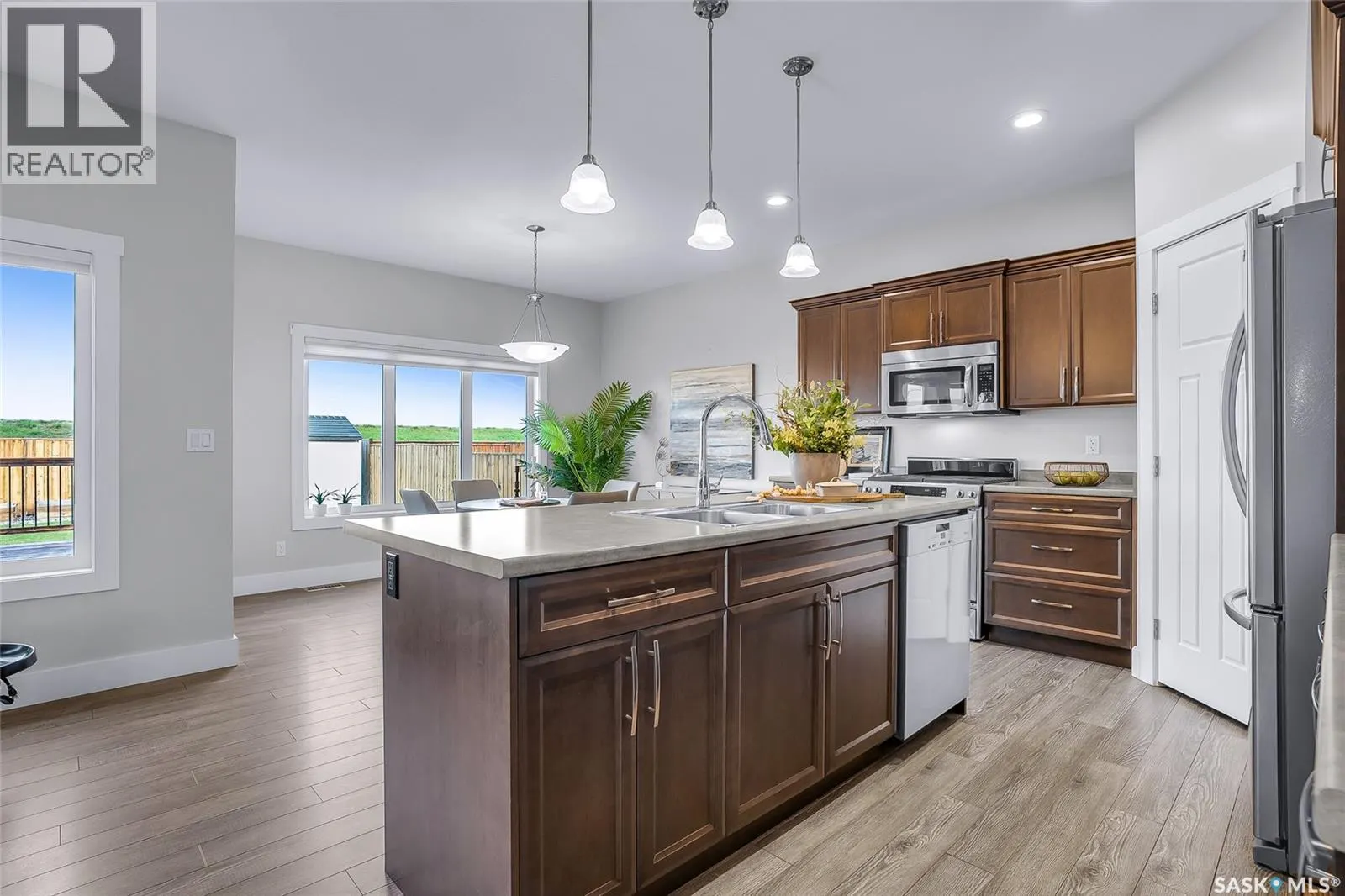 303 Kolynchuk MANOR